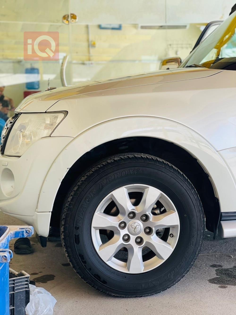 ميتسوبيشي باجيرو